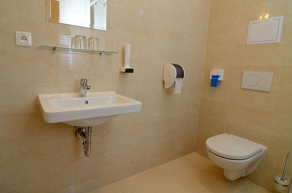 Hotel Belier Prešov Zimmer foto
